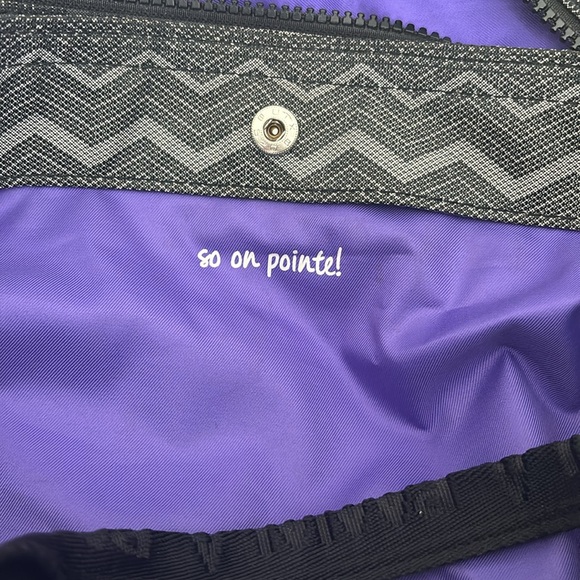 Ivivva “So on pointe duffer bag” dance bag - Picture 5 of 5